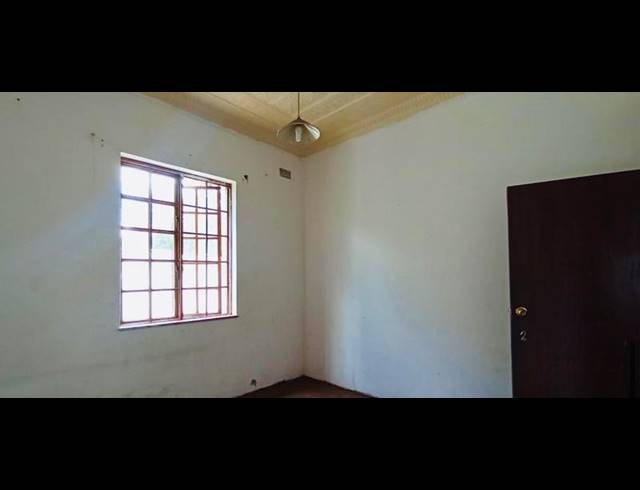 7 BEDROOM HOUSE FOR SALE IN KENSINGTON